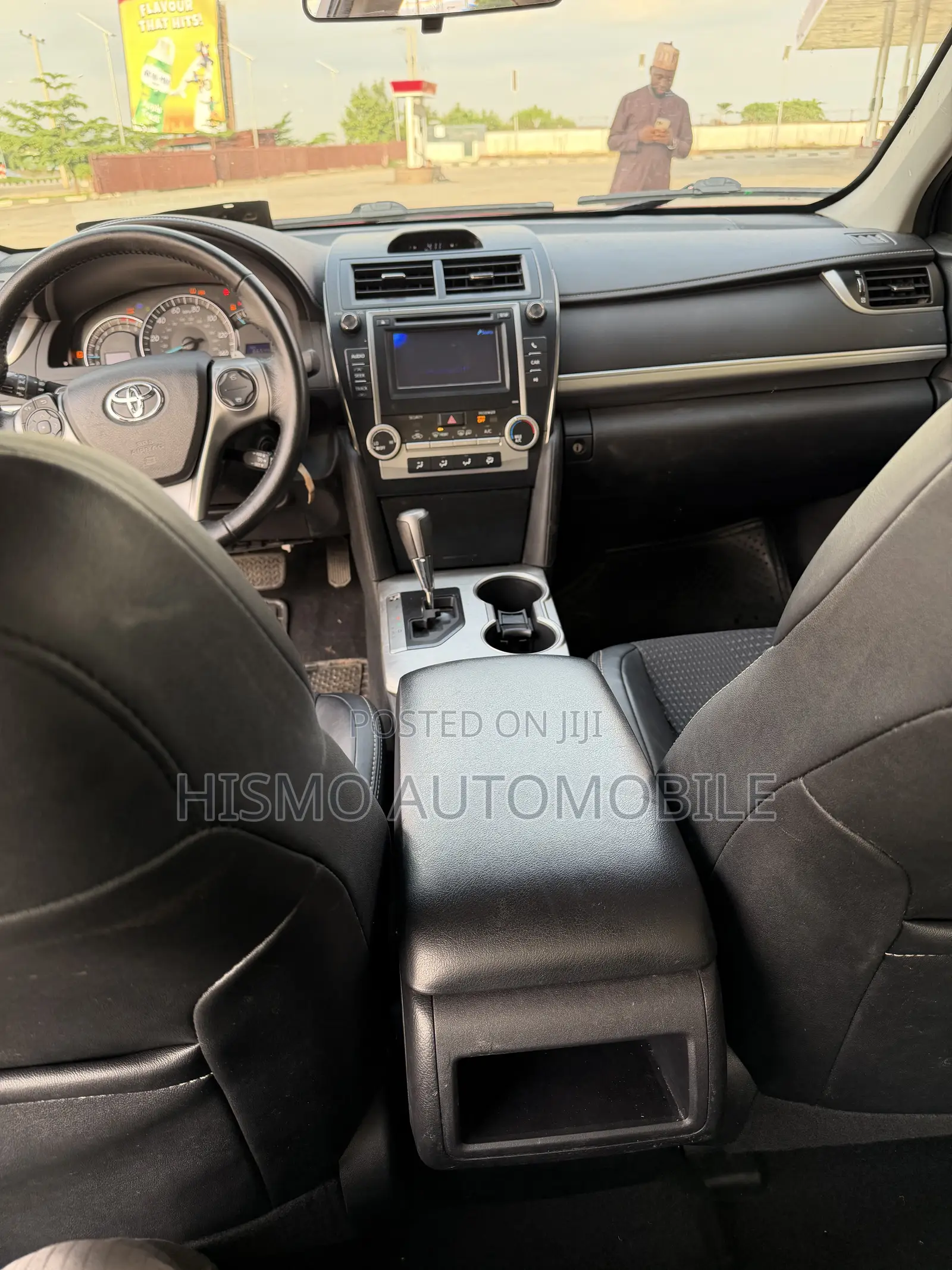 Toyota Camry SE 4dr Sedan (2.5L 4cyl 6A) 2013 Red