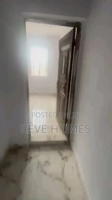 2bdrm Apartment in Shomolu / Shomolu for rent