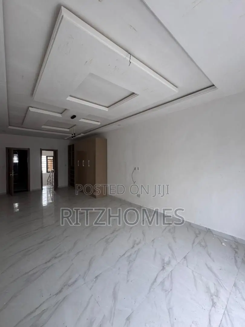 2bdrm Duplex in Ikate for rent