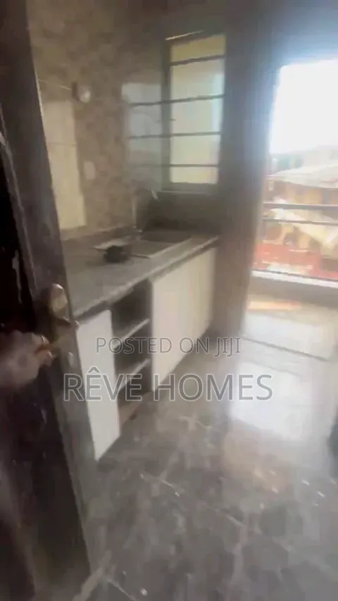 2bdrm Apartment in Shomolu / Shomolu for rent