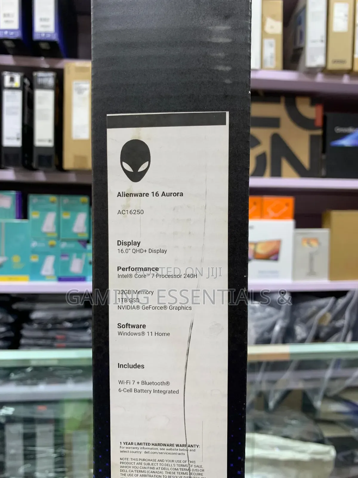 New Laptop Alienware 16 Aurora 32GB Intel Core 7 SSD 1T