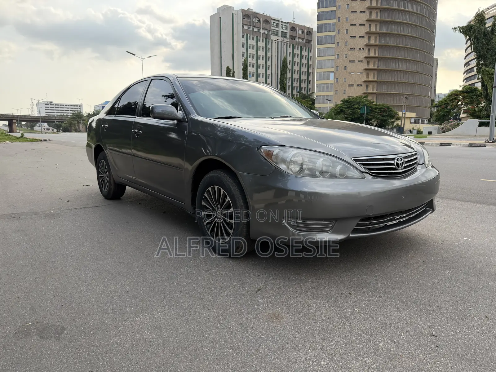Toyota Camry LE 4dr Sedan (2.4L 4cyl 5A) 2006 Gray