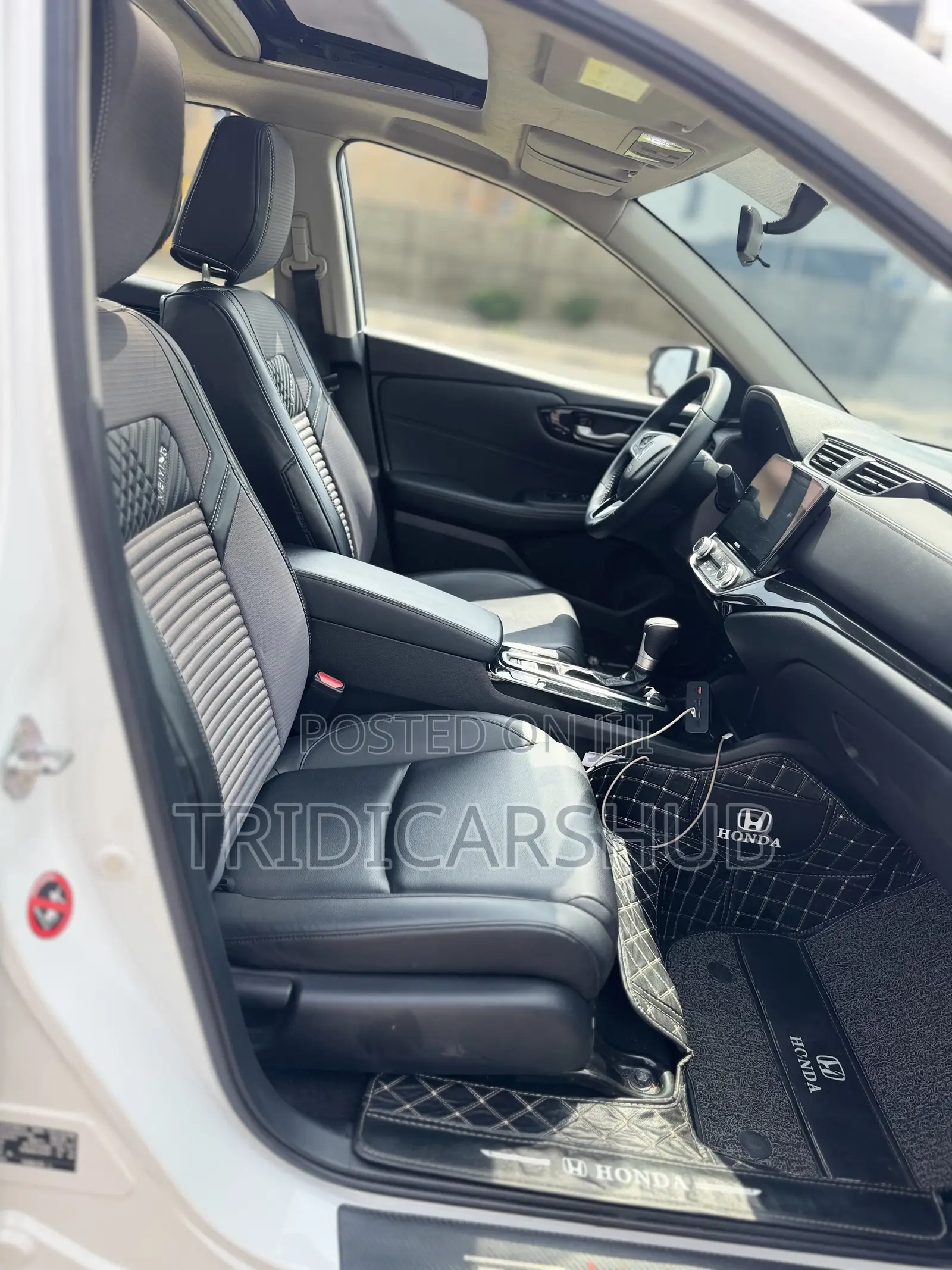 Honda Crider Premium 2021 White