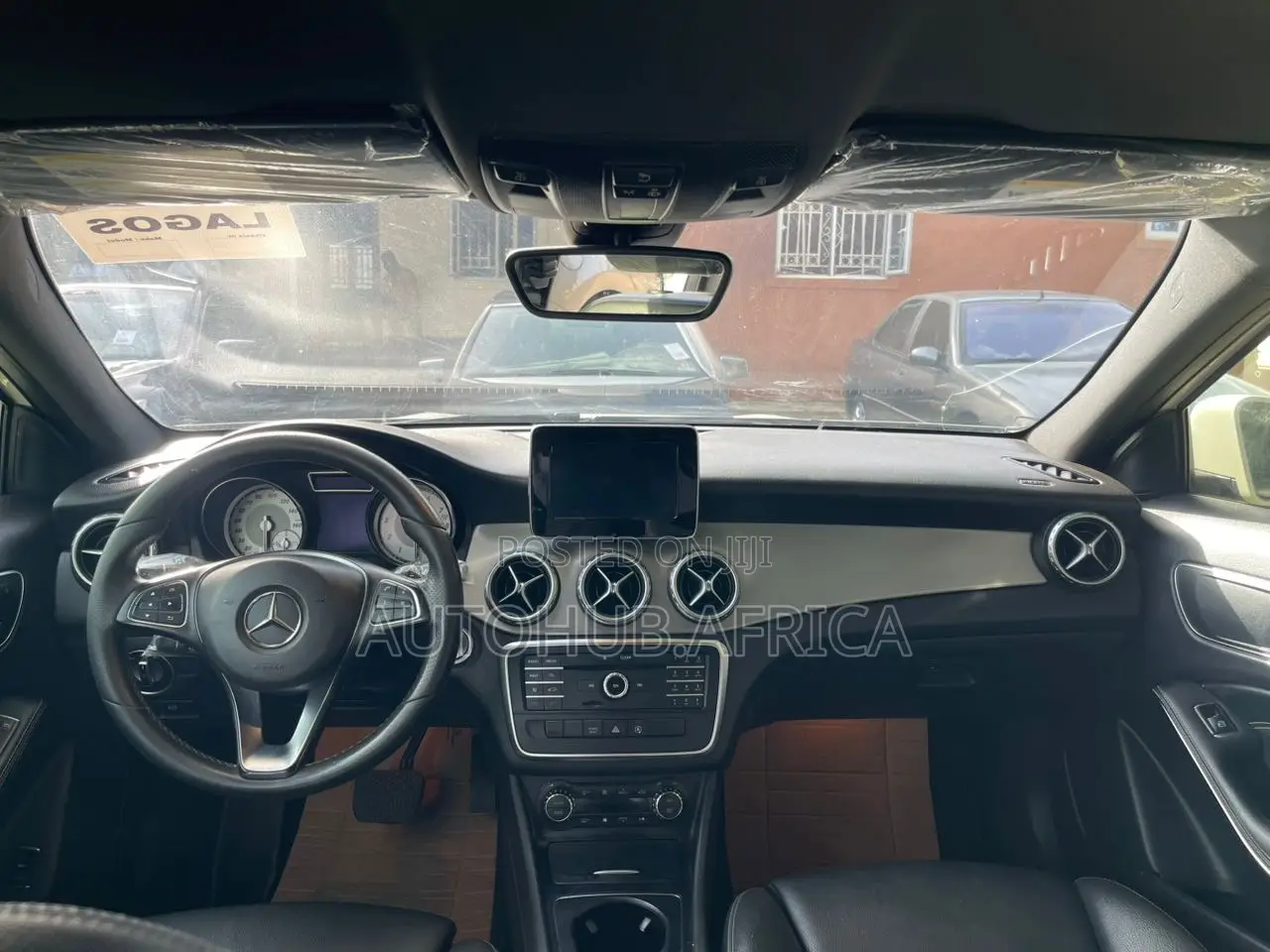 Mercedes-Benz GLA 250 2016 White