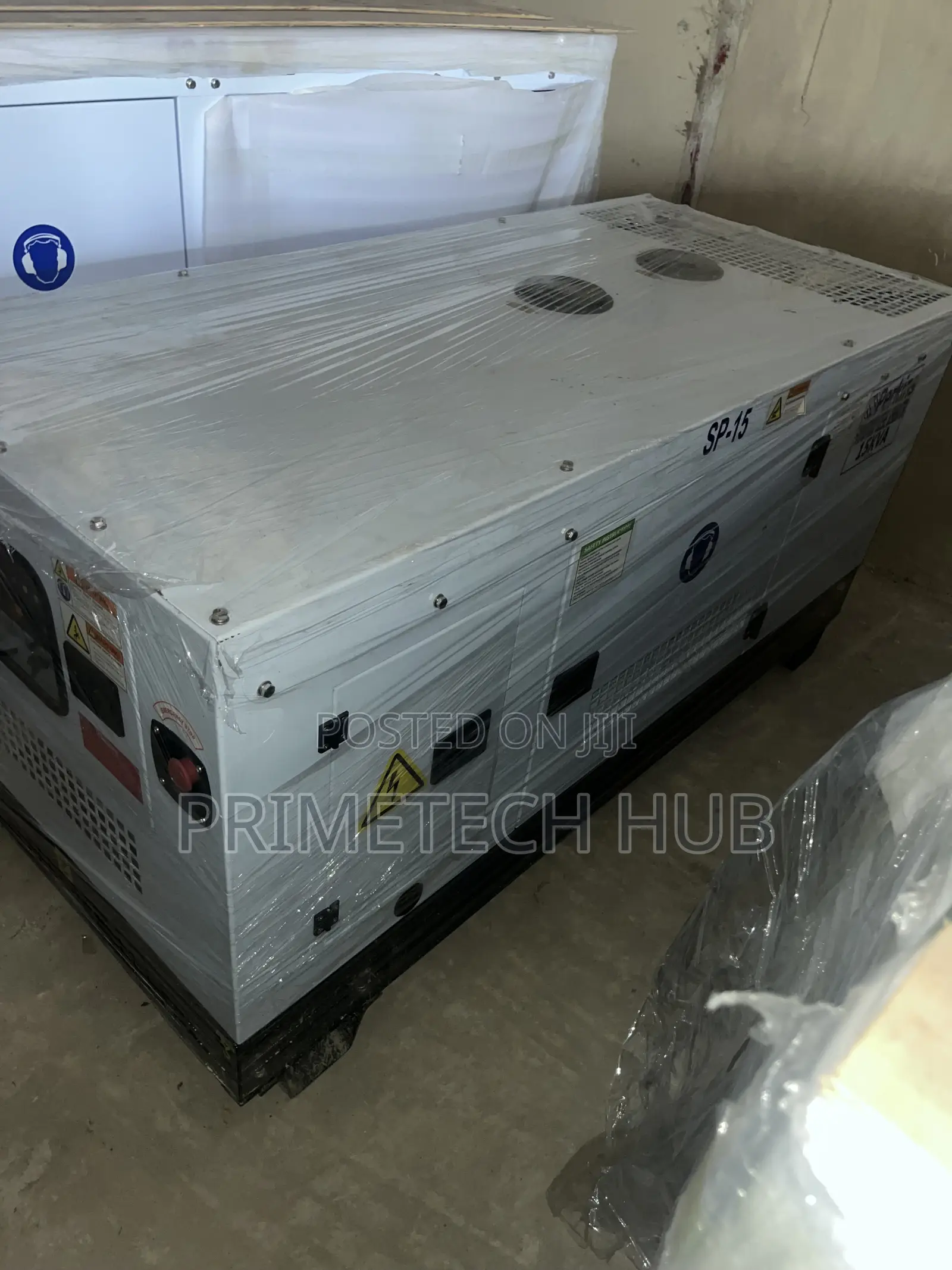 100% Copper 15kva Perkins Soundproof Generator