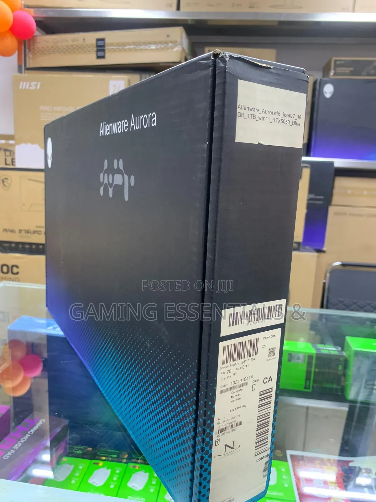 New Laptop Alienware 16 Aurora 16GB Intel Core 7 SSD 1T