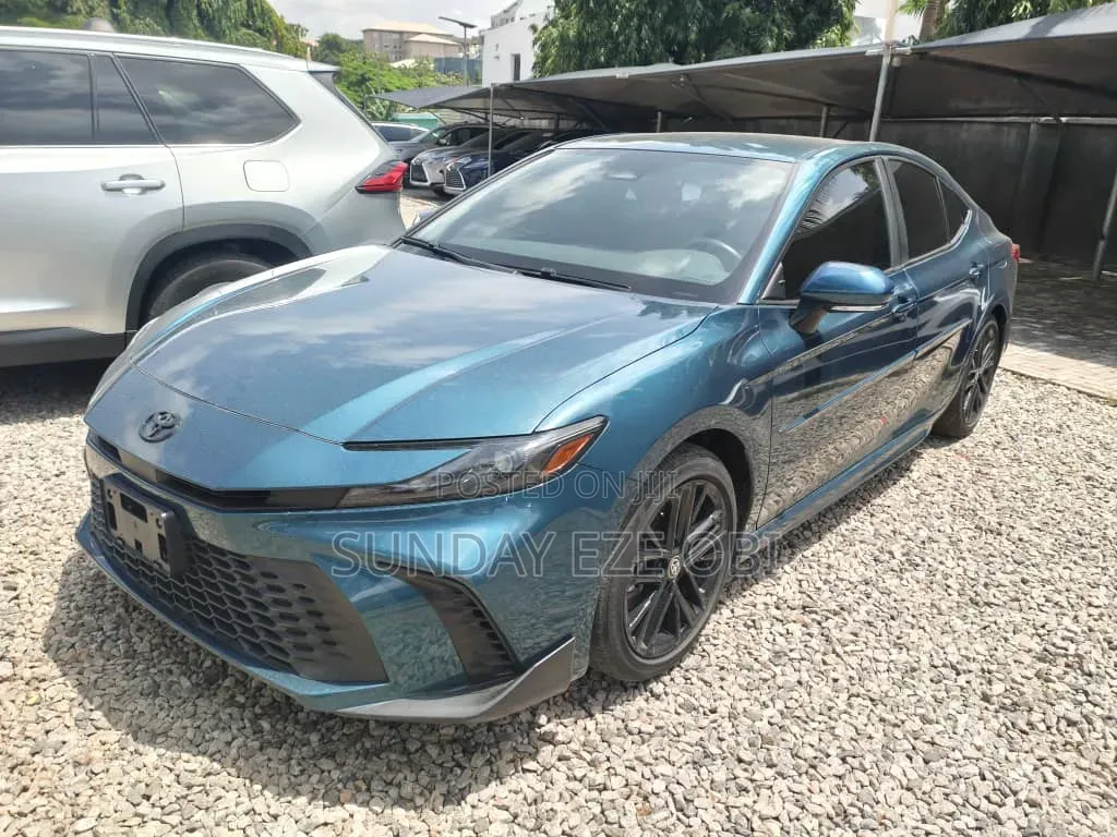 Toyota Camry 2025 Green
