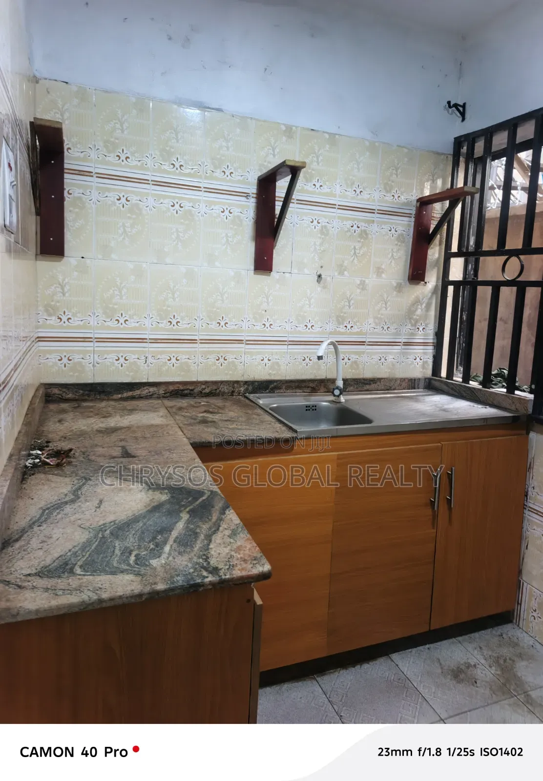 1bdrm Block of Flats in Okebadan Estate for rent