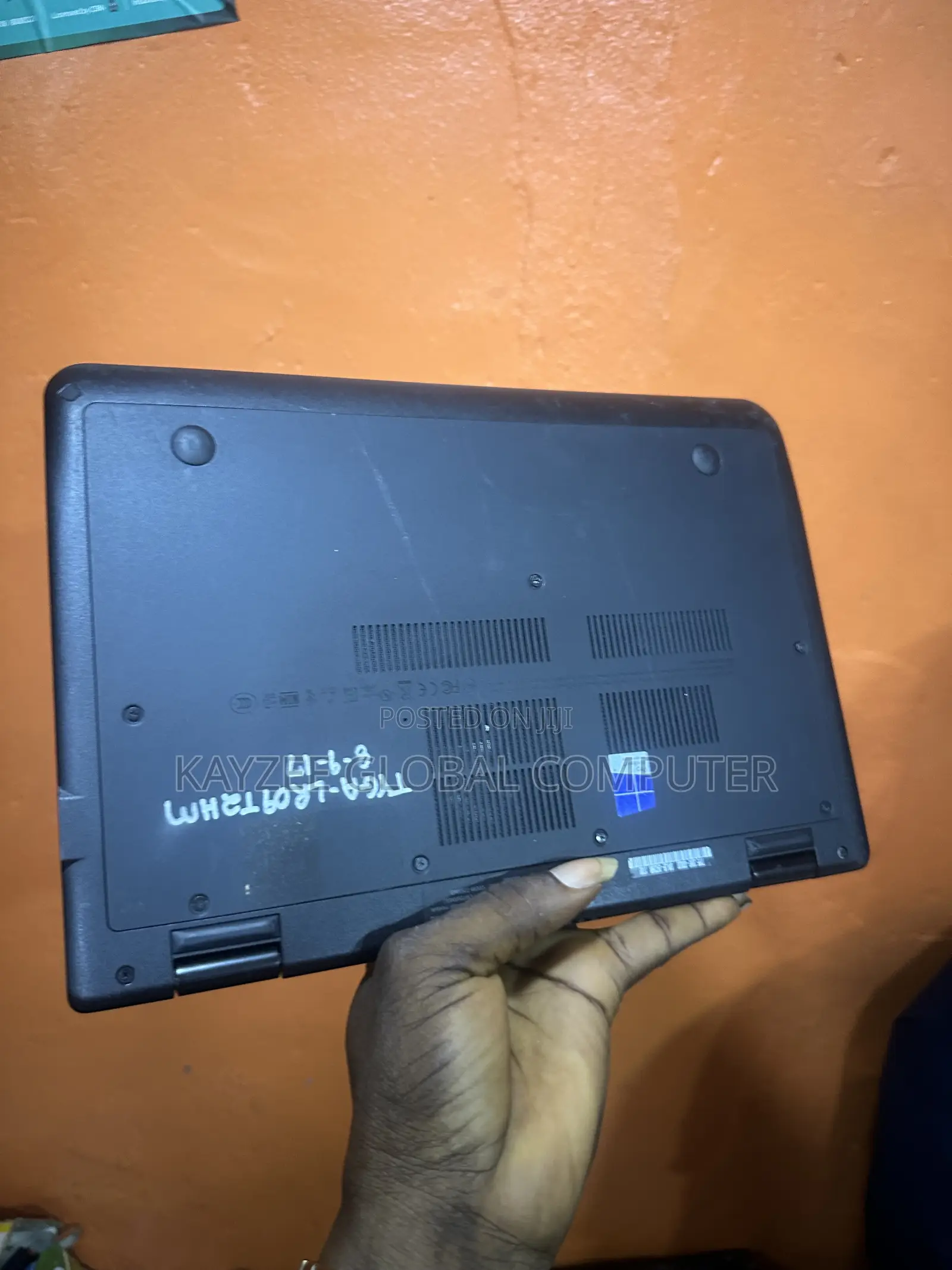 Laptop Lenovo ThinkPad Yoga 4GB Intel Pentium SSD 128GB