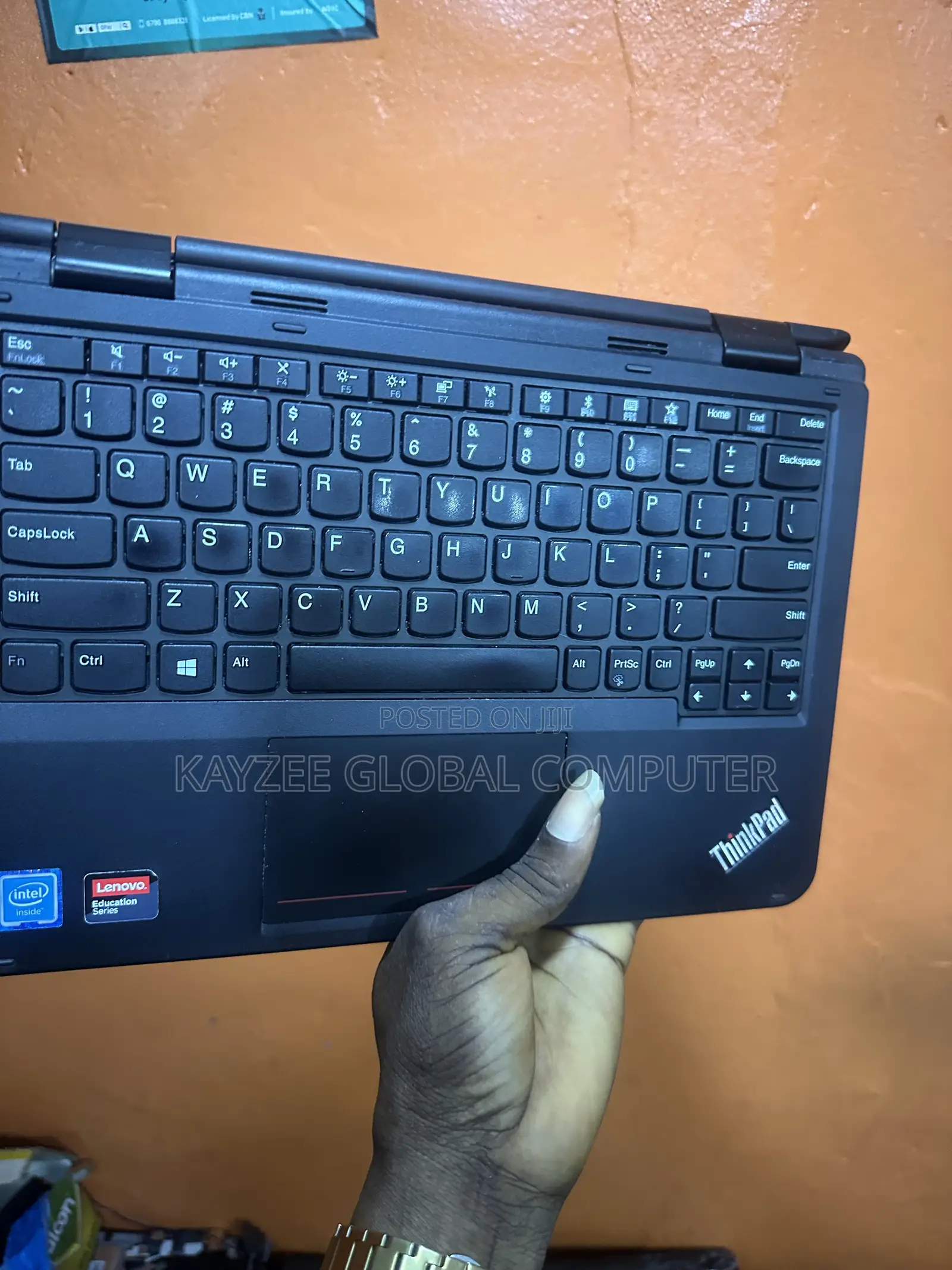 Laptop Lenovo ThinkPad Yoga 4GB Intel Pentium SSD 128GB