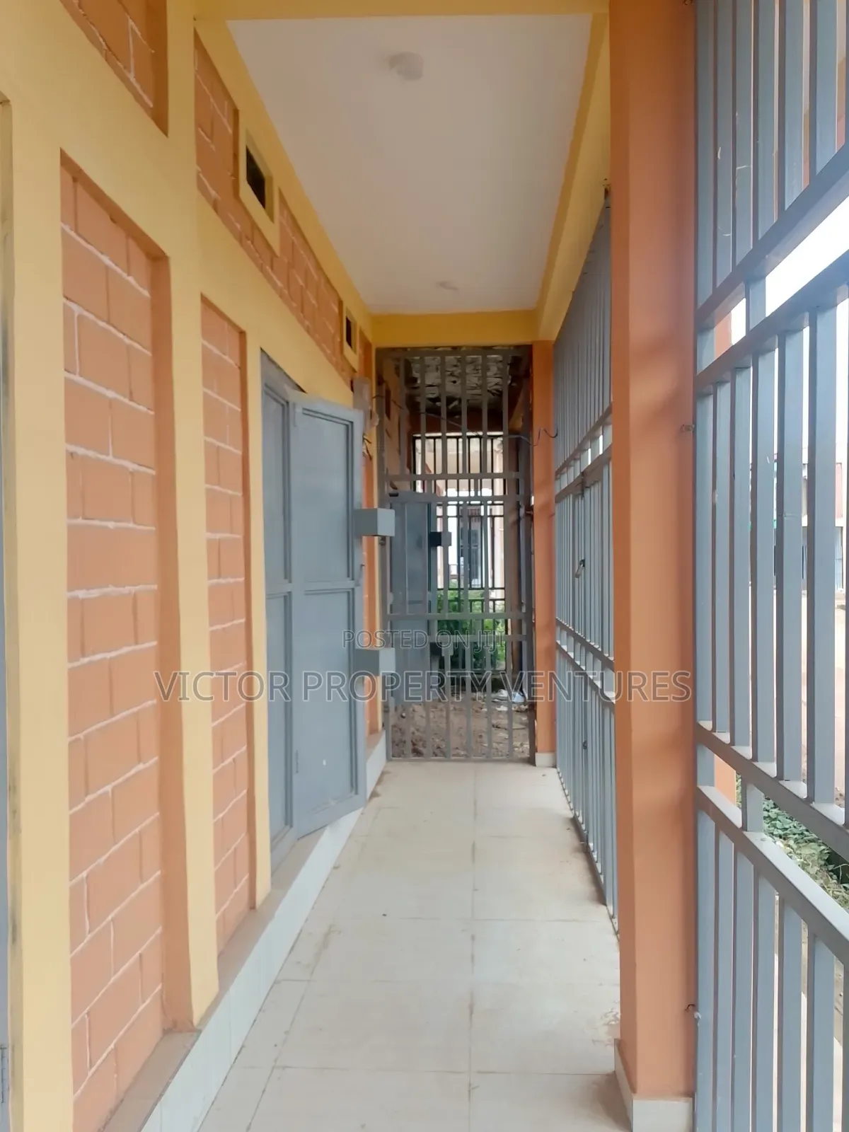 A Serial Duplex Shop / Warehouse Is Out for Sale at Fo1 Kubwa Market
