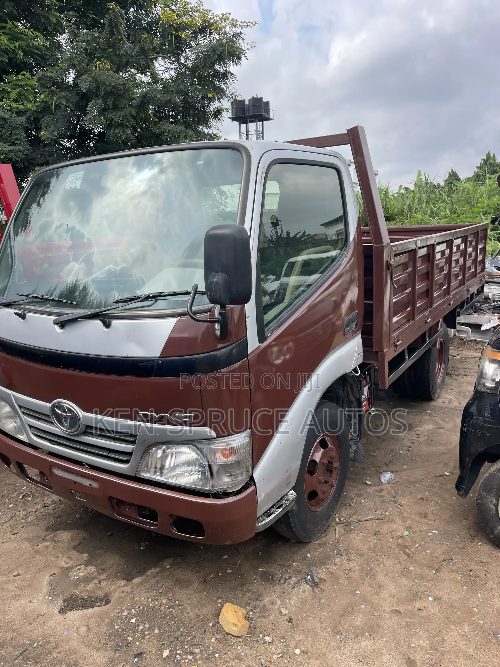 Toyota Dyna 300 Truck Petrol Tokunbor