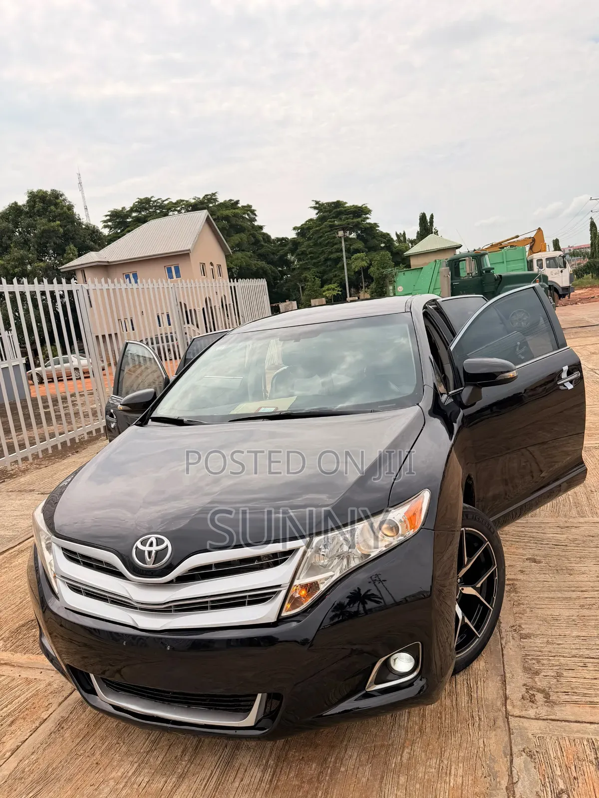 Toyota Venza XLE 2011 Black