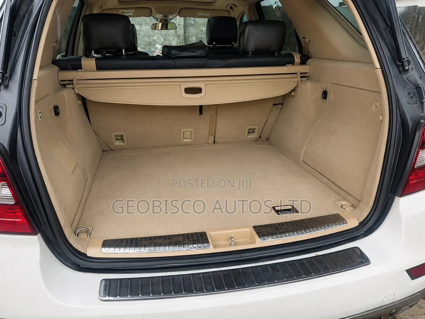 Mercedes-Benz M Class 2010 White