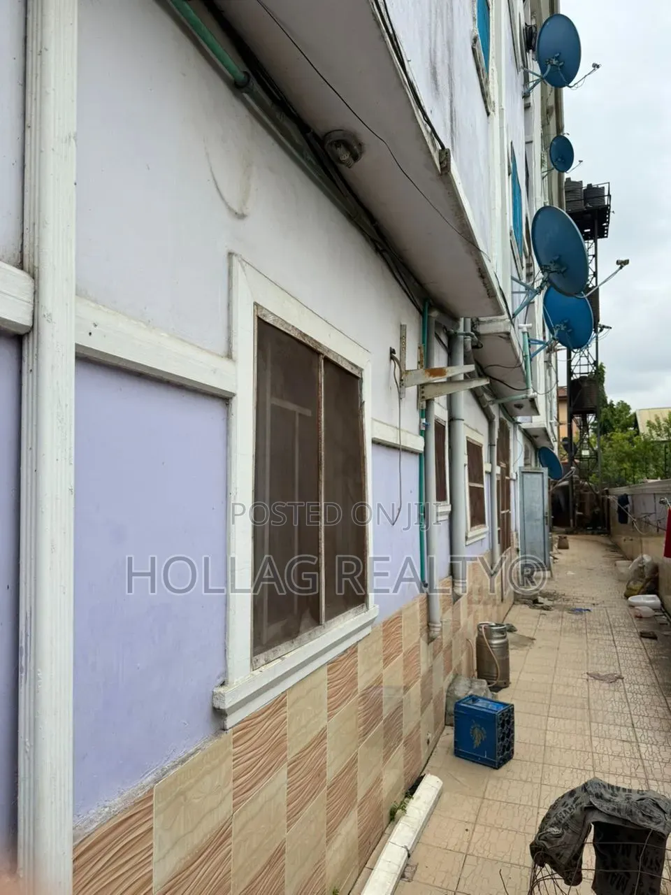 3bdrm Block of Flats in Ago Palace for sale