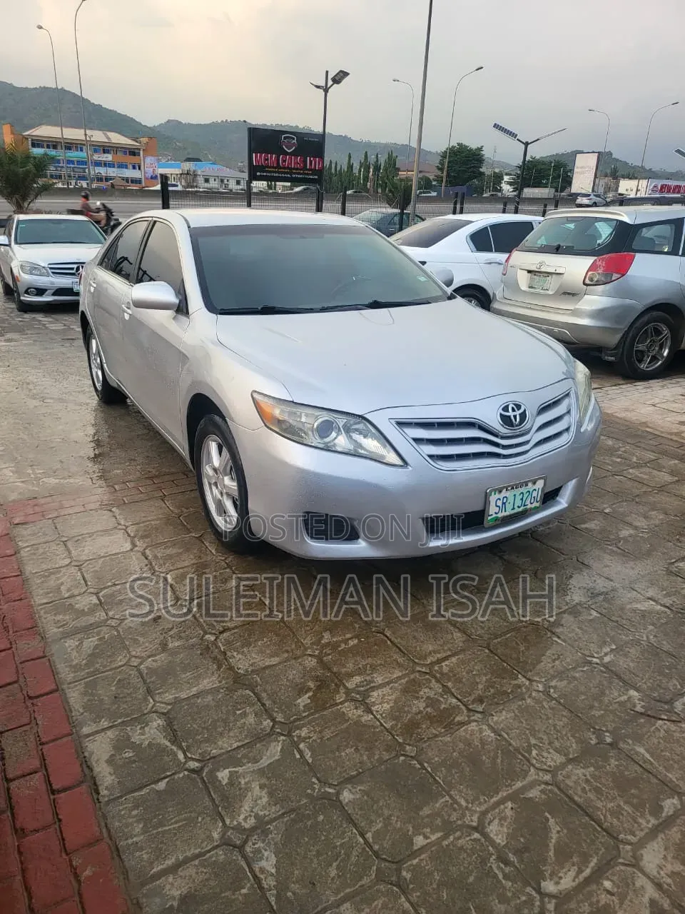 Toyota Camry 2010 Silver