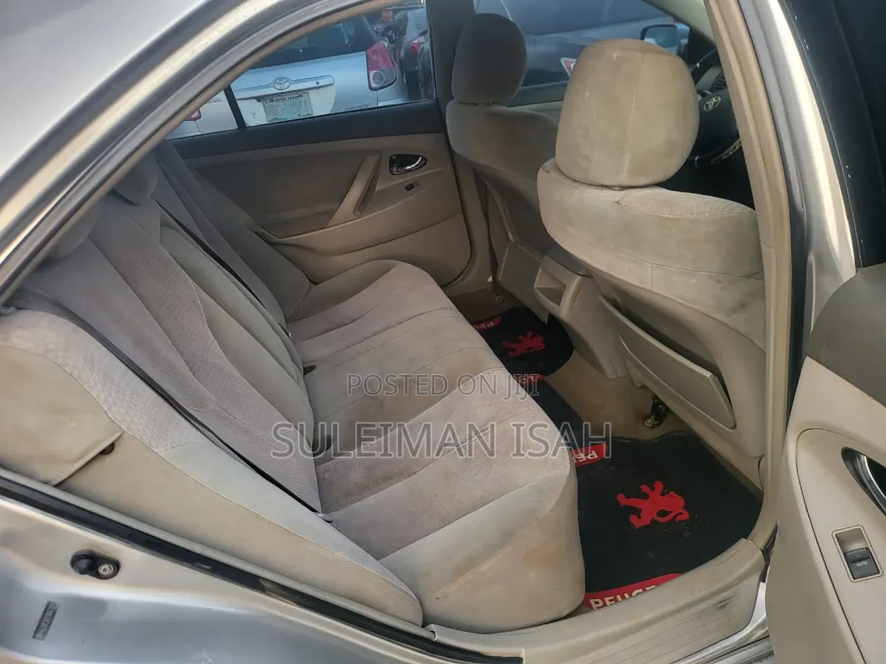 Toyota Camry 2010 Silver