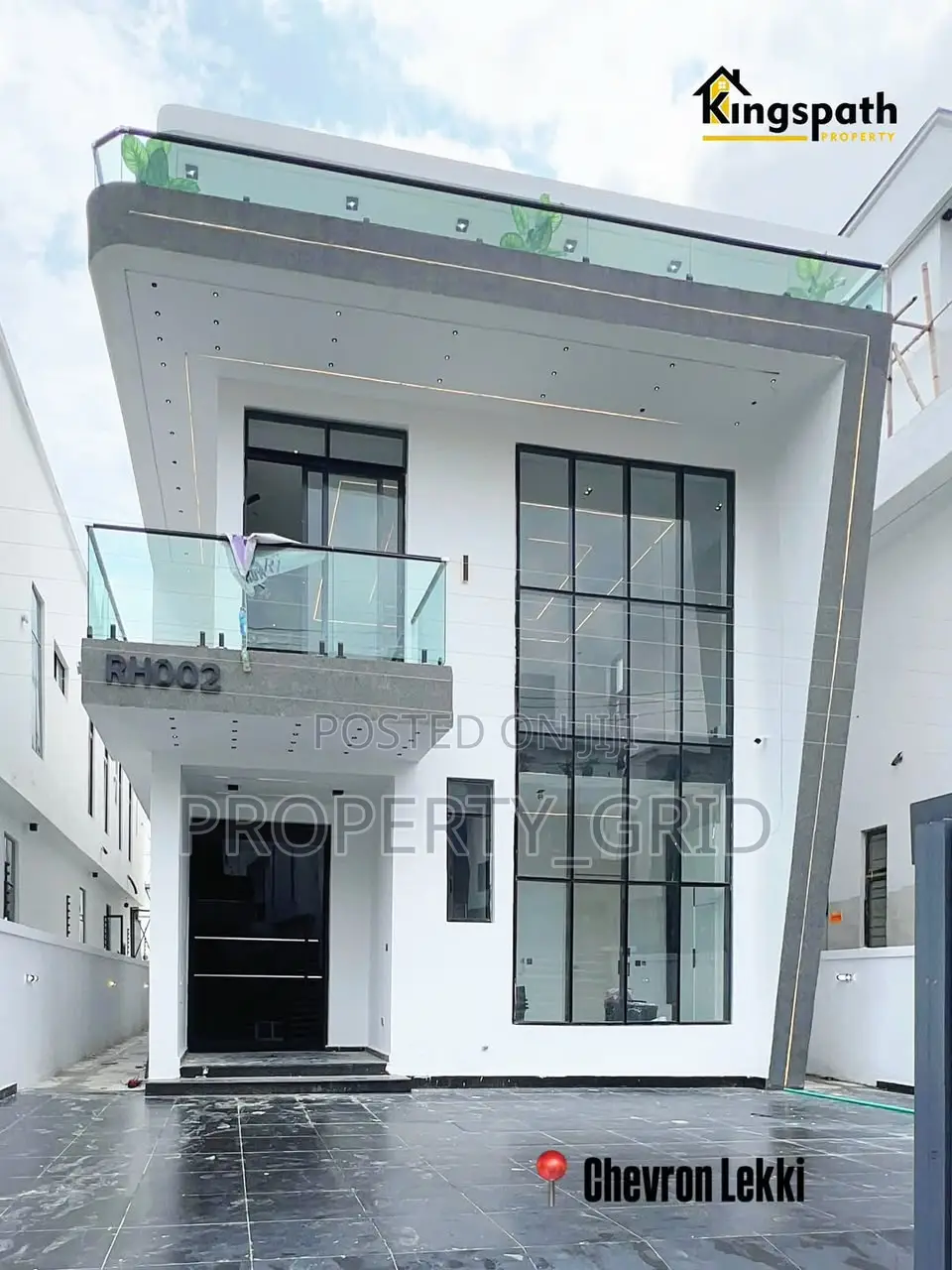 5bdrm Duplex in Chevron Estate for sale