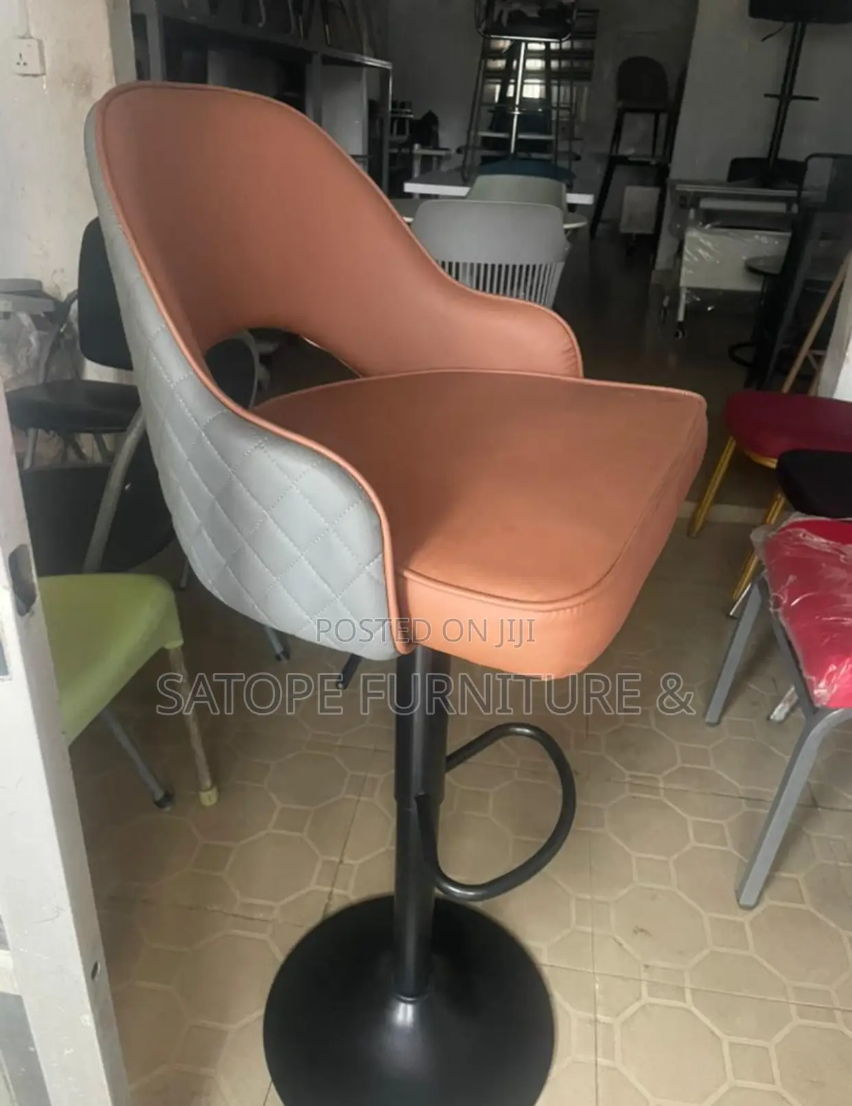 High Quality Restaurant and Kitchen Bar Stool