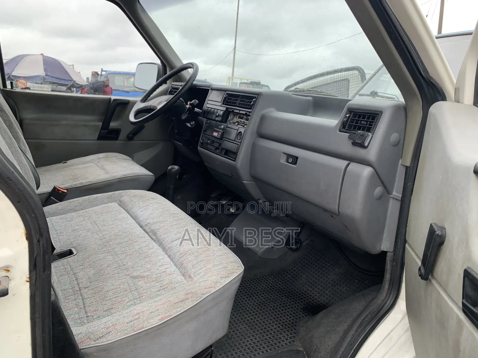 Volkswagen Transporter 2005 White