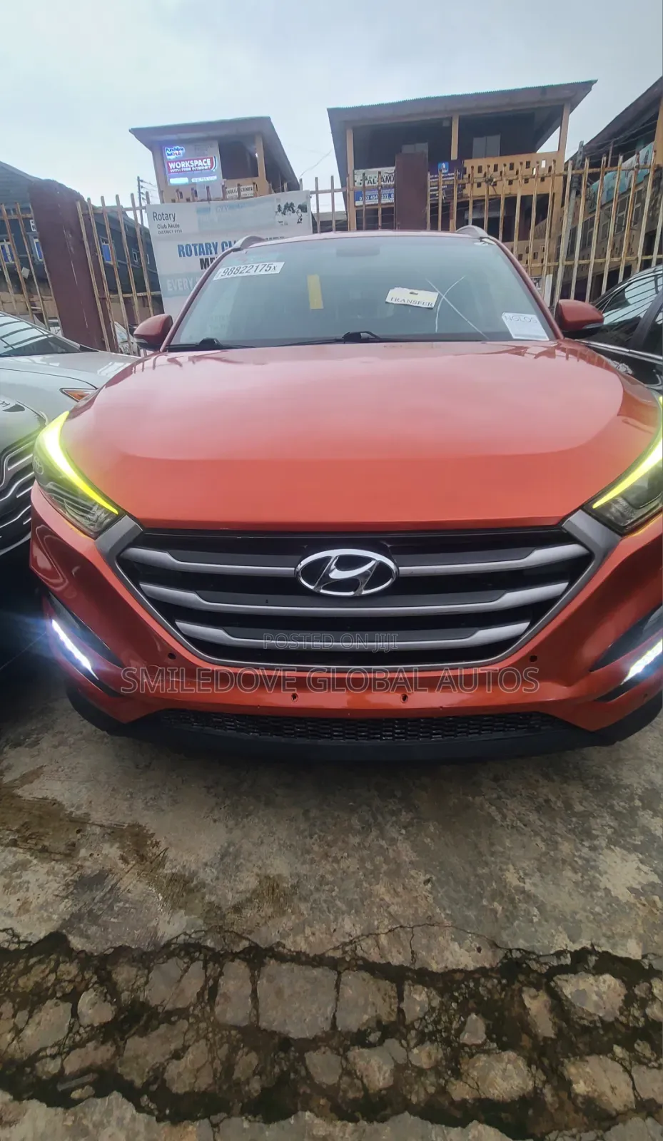Hyundai Tucson 2017 Orange