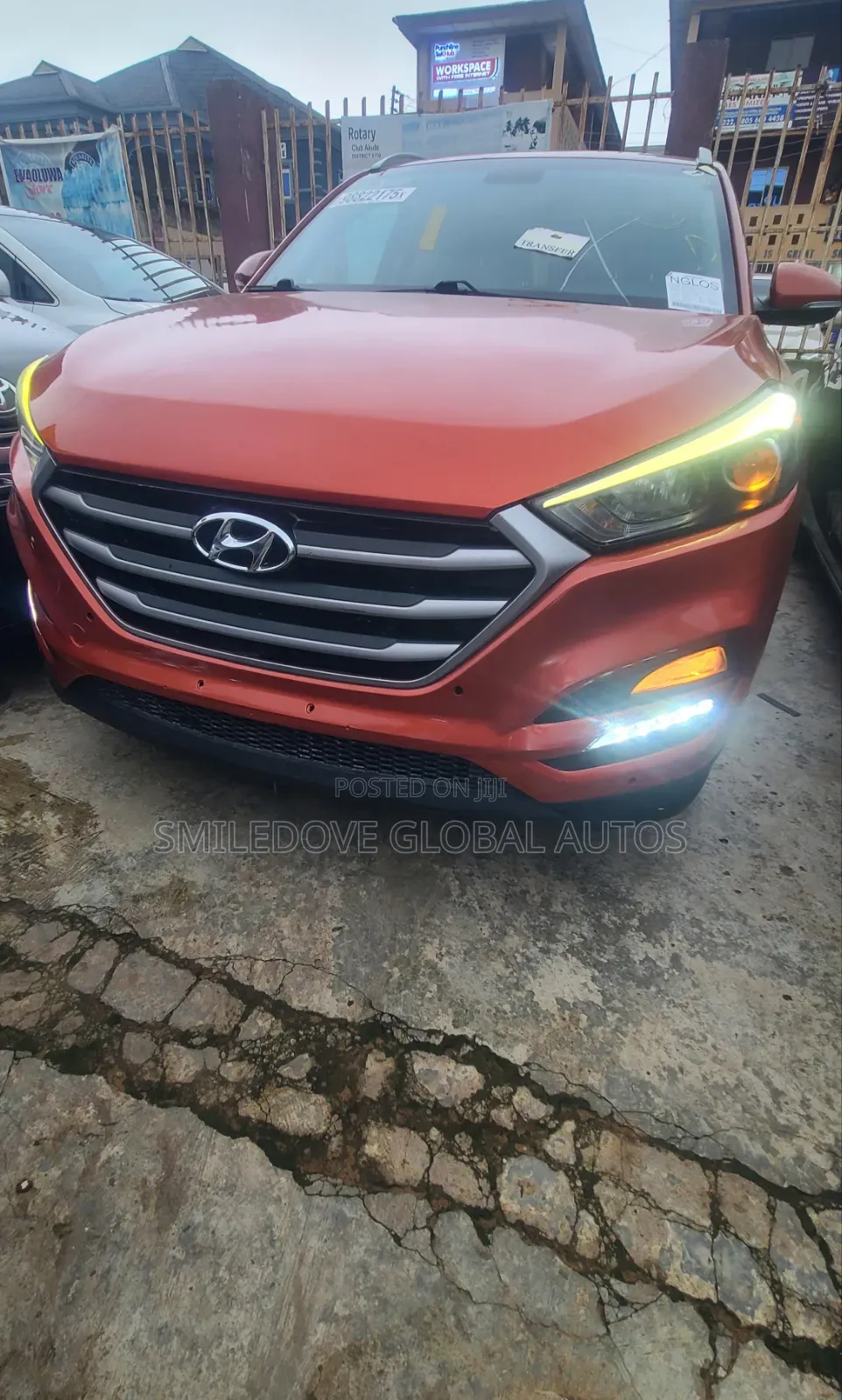 Hyundai Tucson 2017 Orange