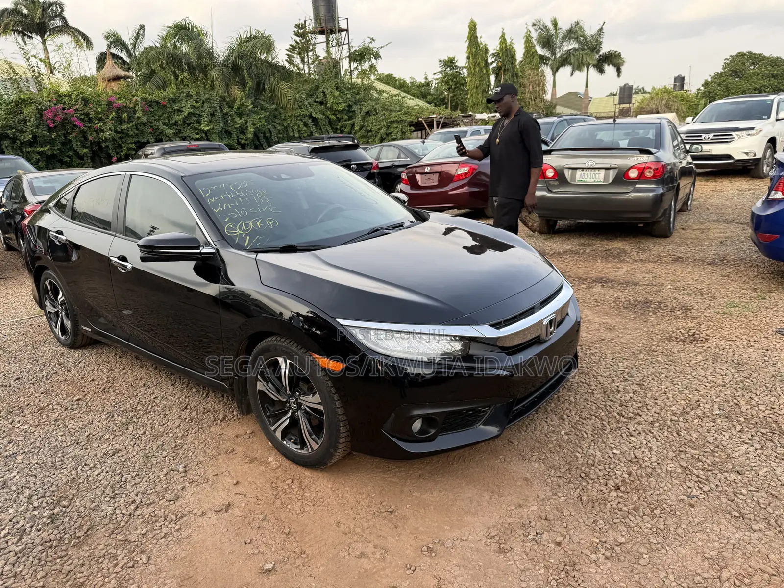 Honda Civic Touring 4dr Sedan (1.5L 4cyl) 2016 Black