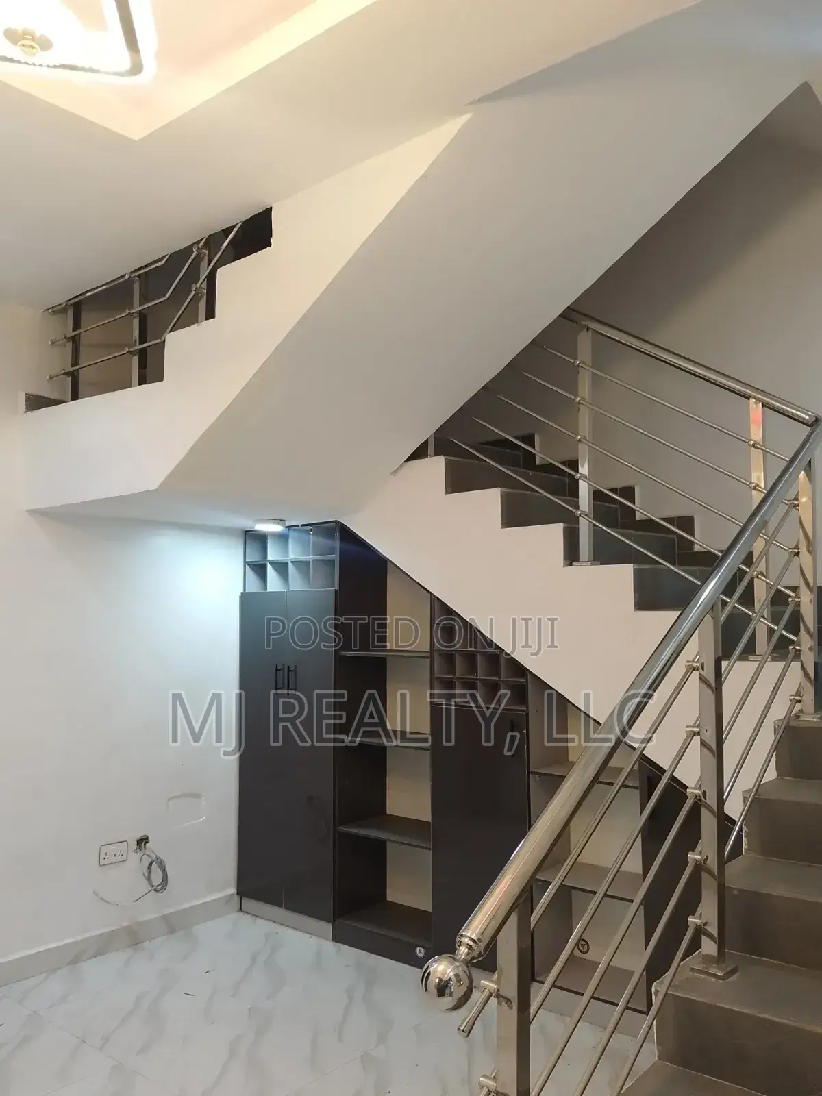4bdrm Duplex in Adeniyi Jones for sale