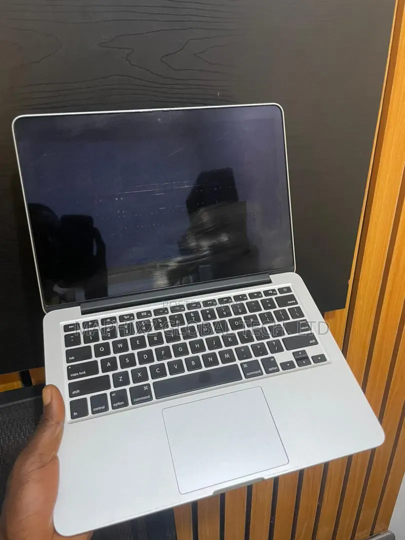 Laptop Apple MacBook Pro 2015 8GB Intel Core i5 SSD 256GB