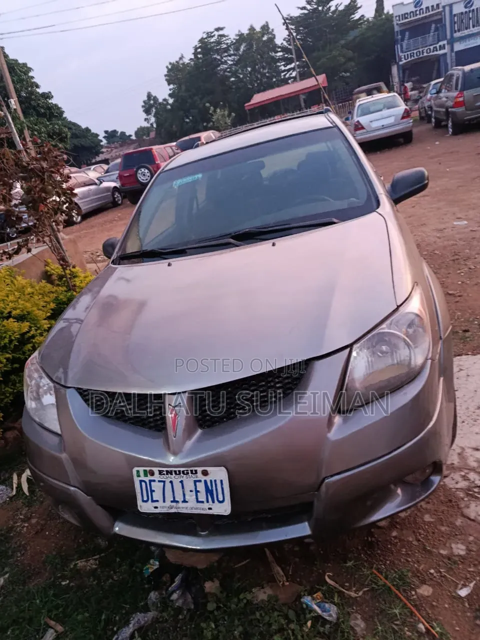Pontiac Vibe Automatic 2004 Brown