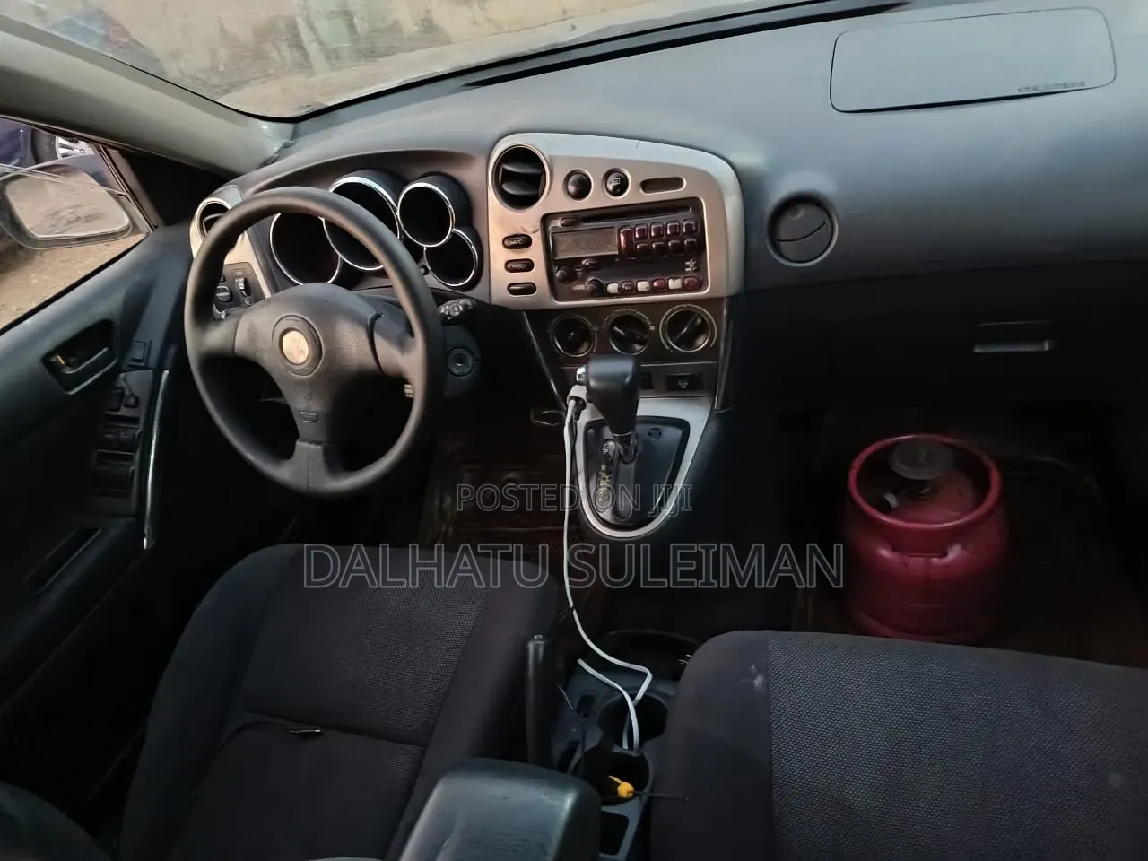 Pontiac Vibe Automatic 2004 Brown