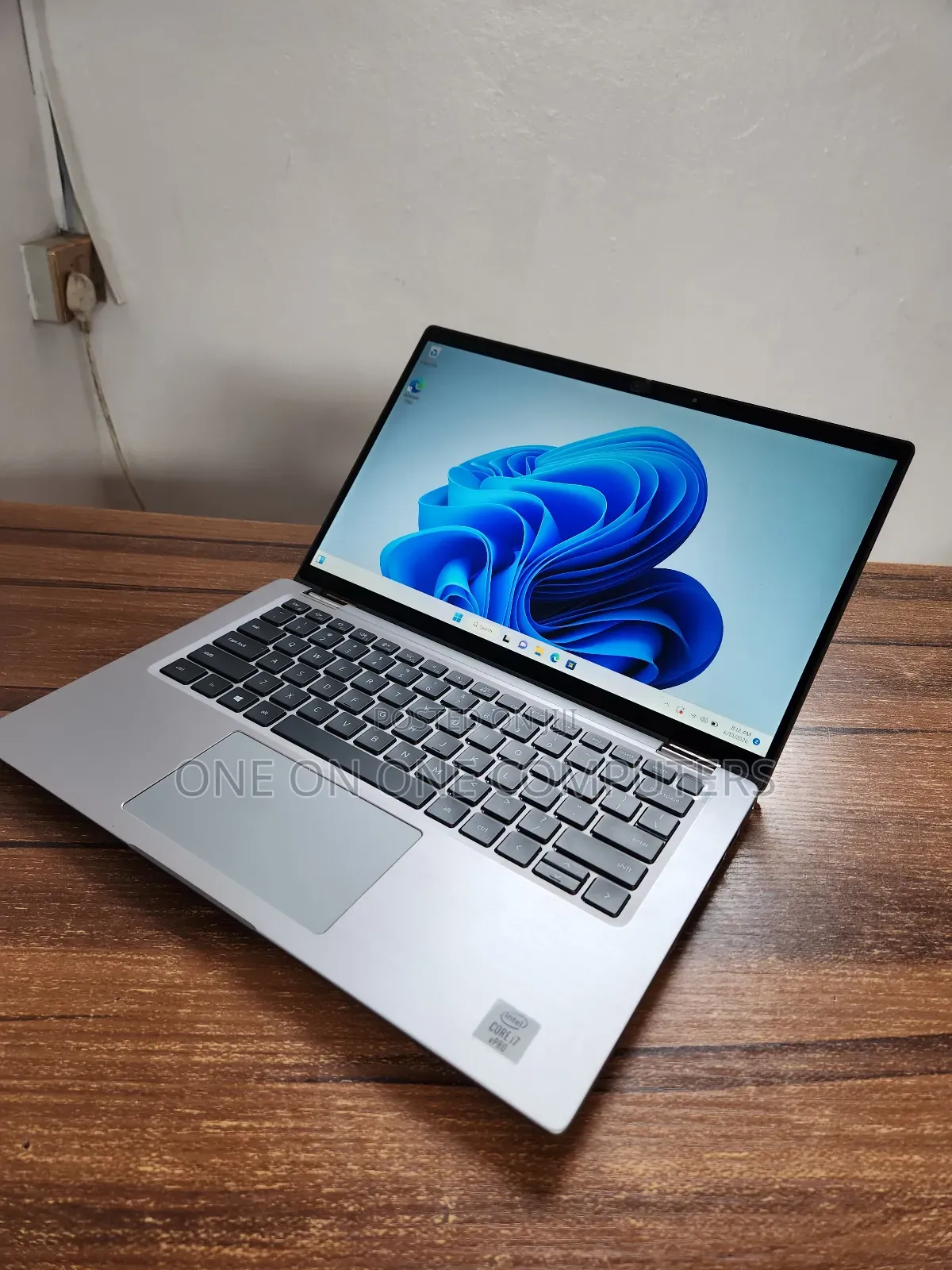 Laptop Dell Latitude 7410 16GB Intel Core i7 SSD 512GB