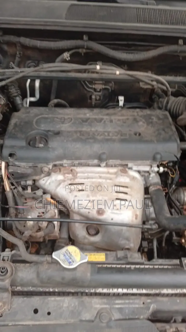 Toyota Highlander Base FWD 2003 Black