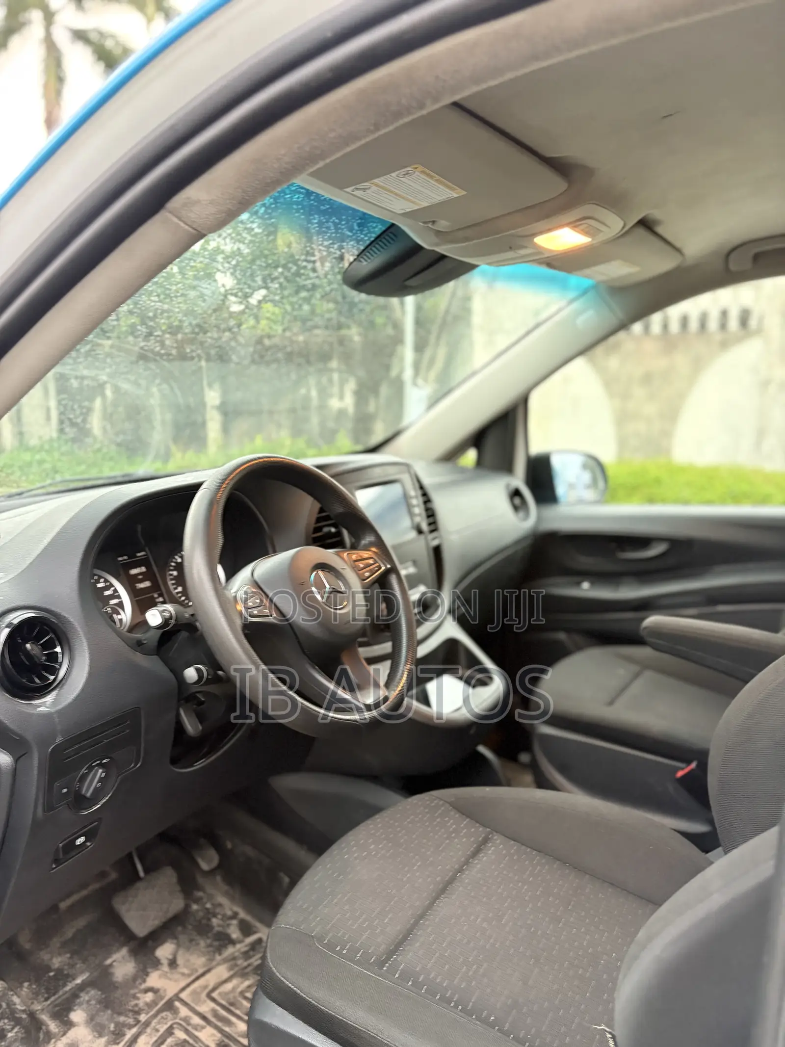 Mercedes-Benz Metris 2.0 FWD 2018 Blue