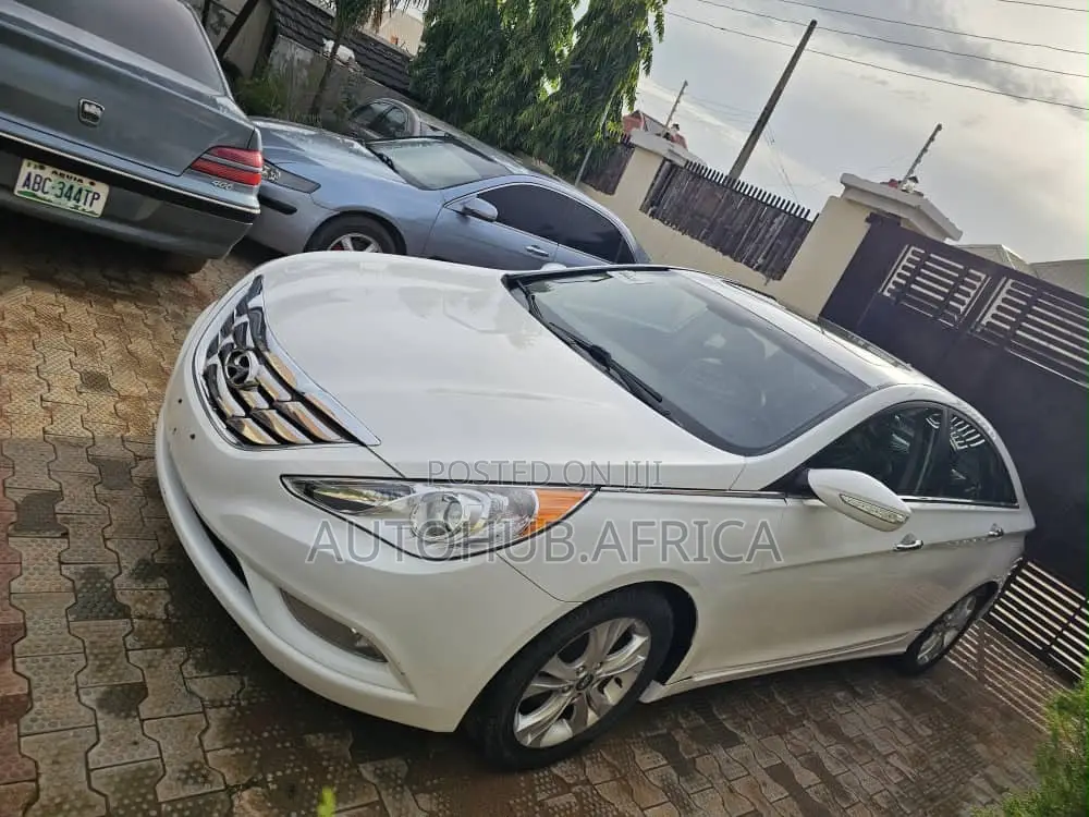 Hyundai Sonata 2014 White