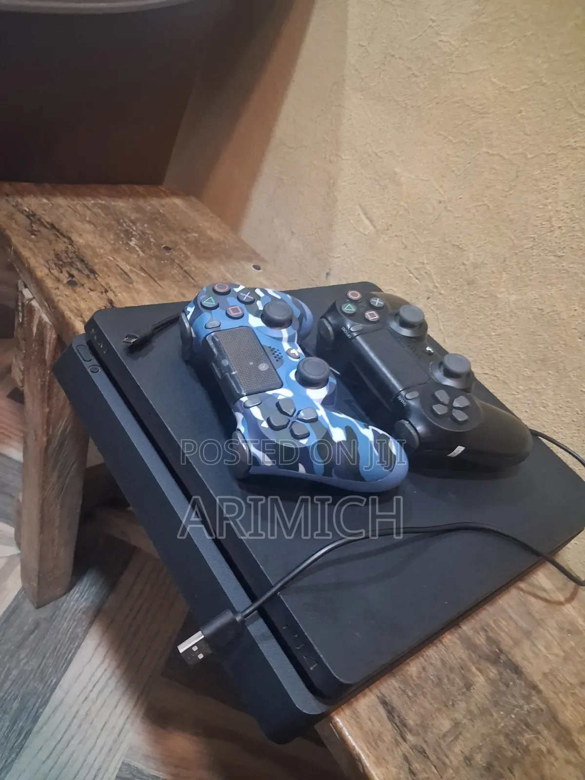 Playstation 4 Slim