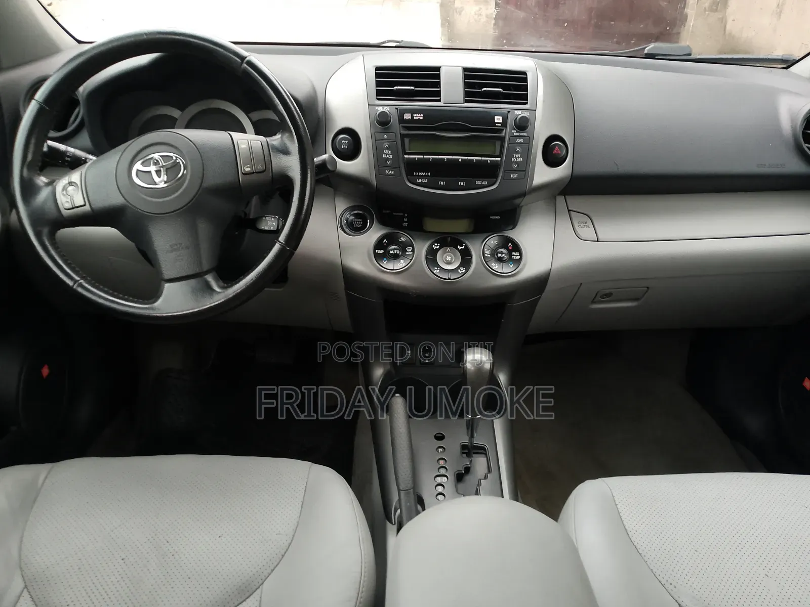Toyota RAV4 2009 White