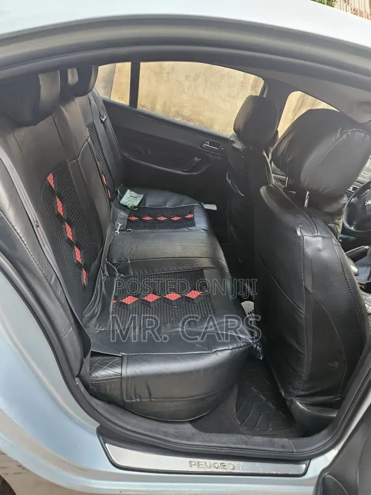 Peugeot 607 2008