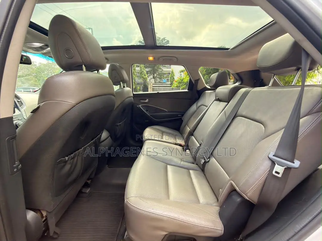 Hyundai Santa Fe 2015 Silver