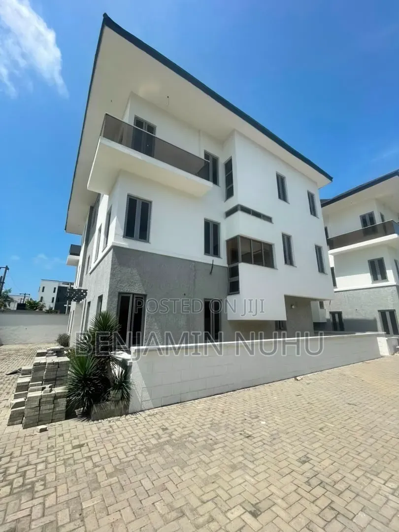 4bdrm Duplex in Victoria Island for rent