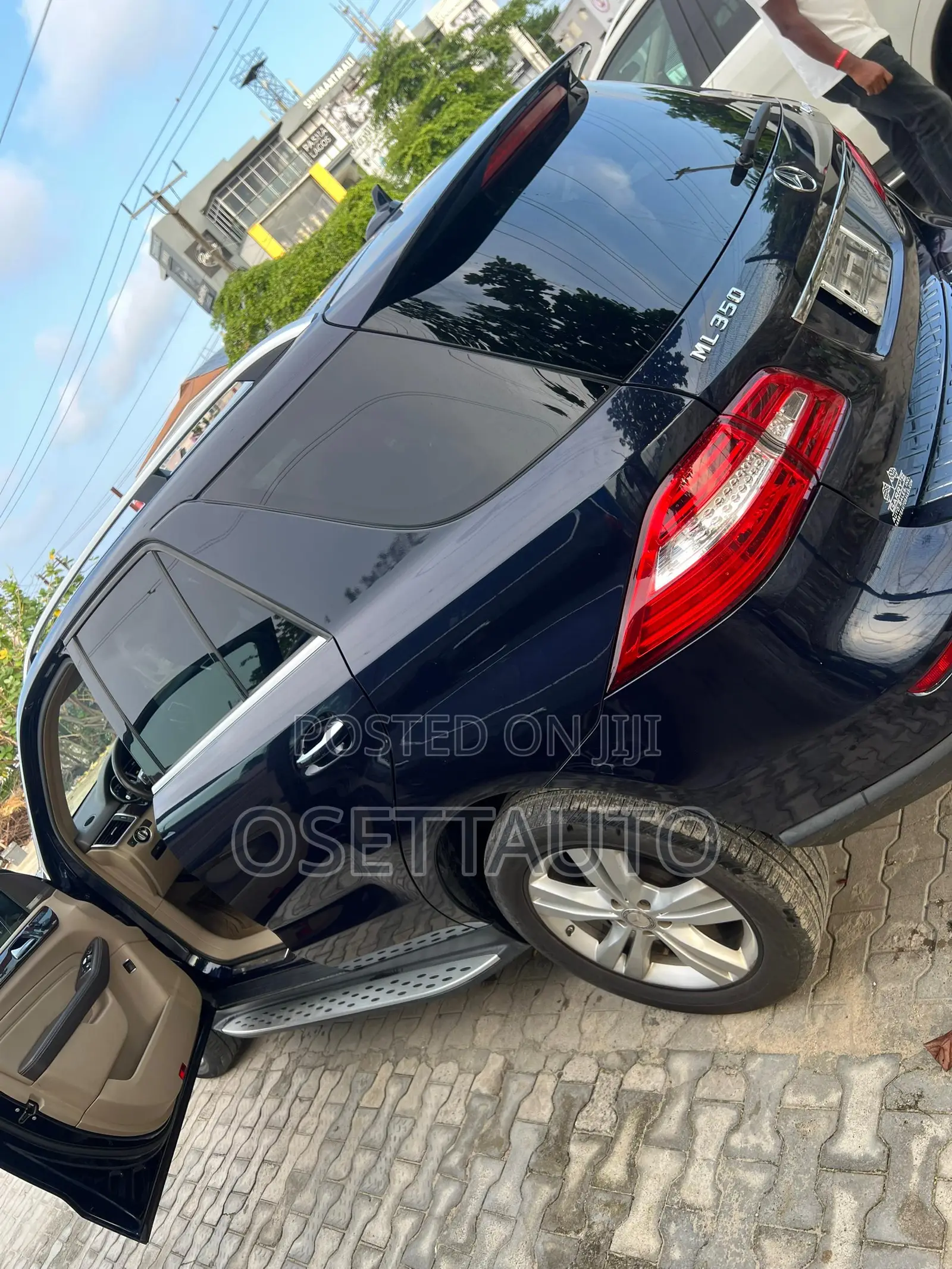 Mercedes-Benz M Class ML350 4MATIC 4dr SUV AWD (3.5L 6cyl 7A) 2015 Blue