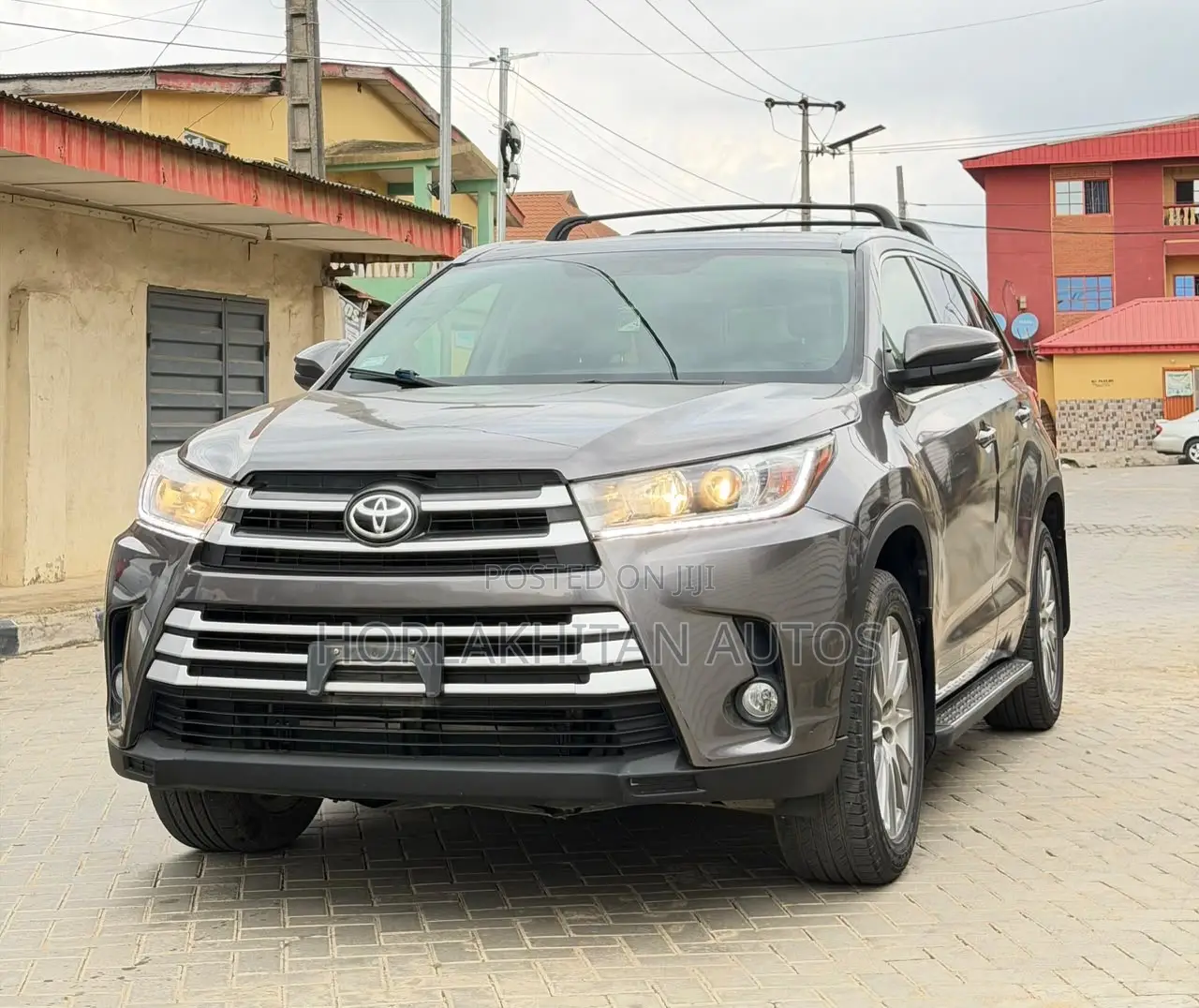 Toyota Highlander XLE V6 4x4 (3.5L 6cyl 6A) 2016 Gray