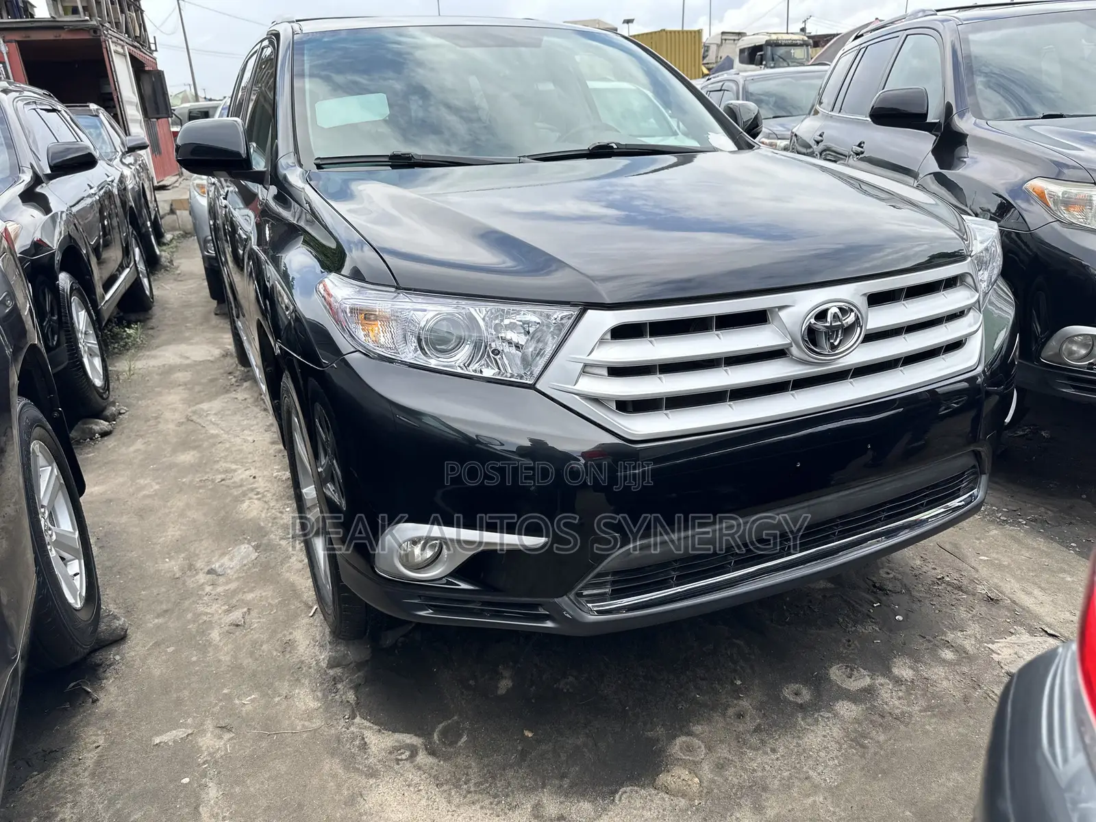 Toyota Highlander Limited 3.5l 4WD 2013 Black