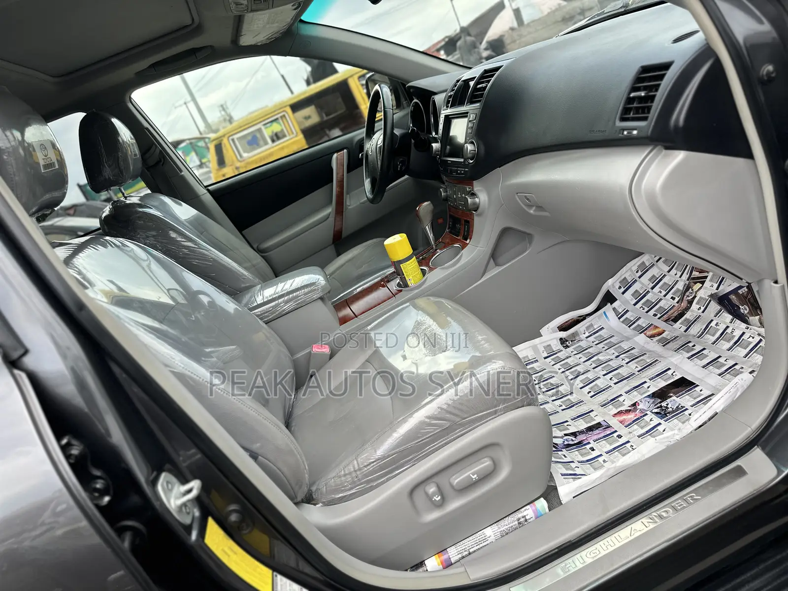 Toyota Highlander Limited 2010 Gray