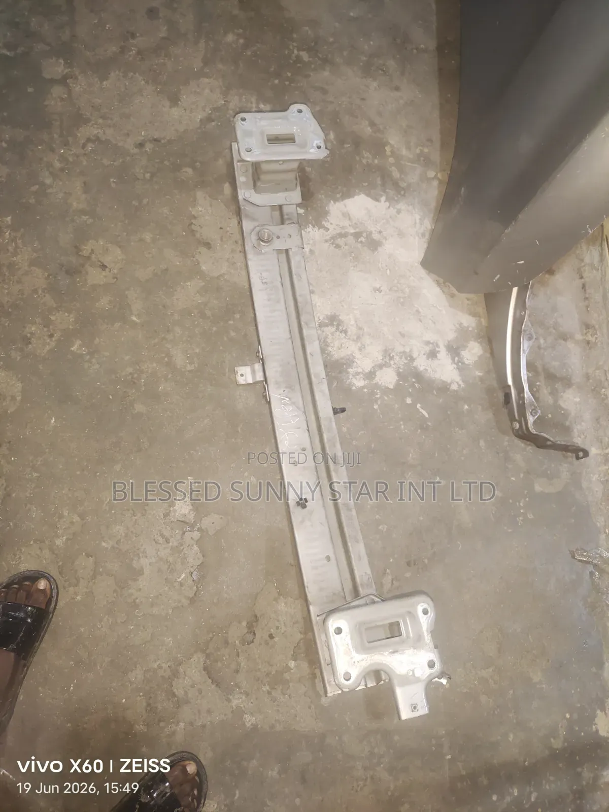 Front Bumper Beem or Reinforcement Nissan