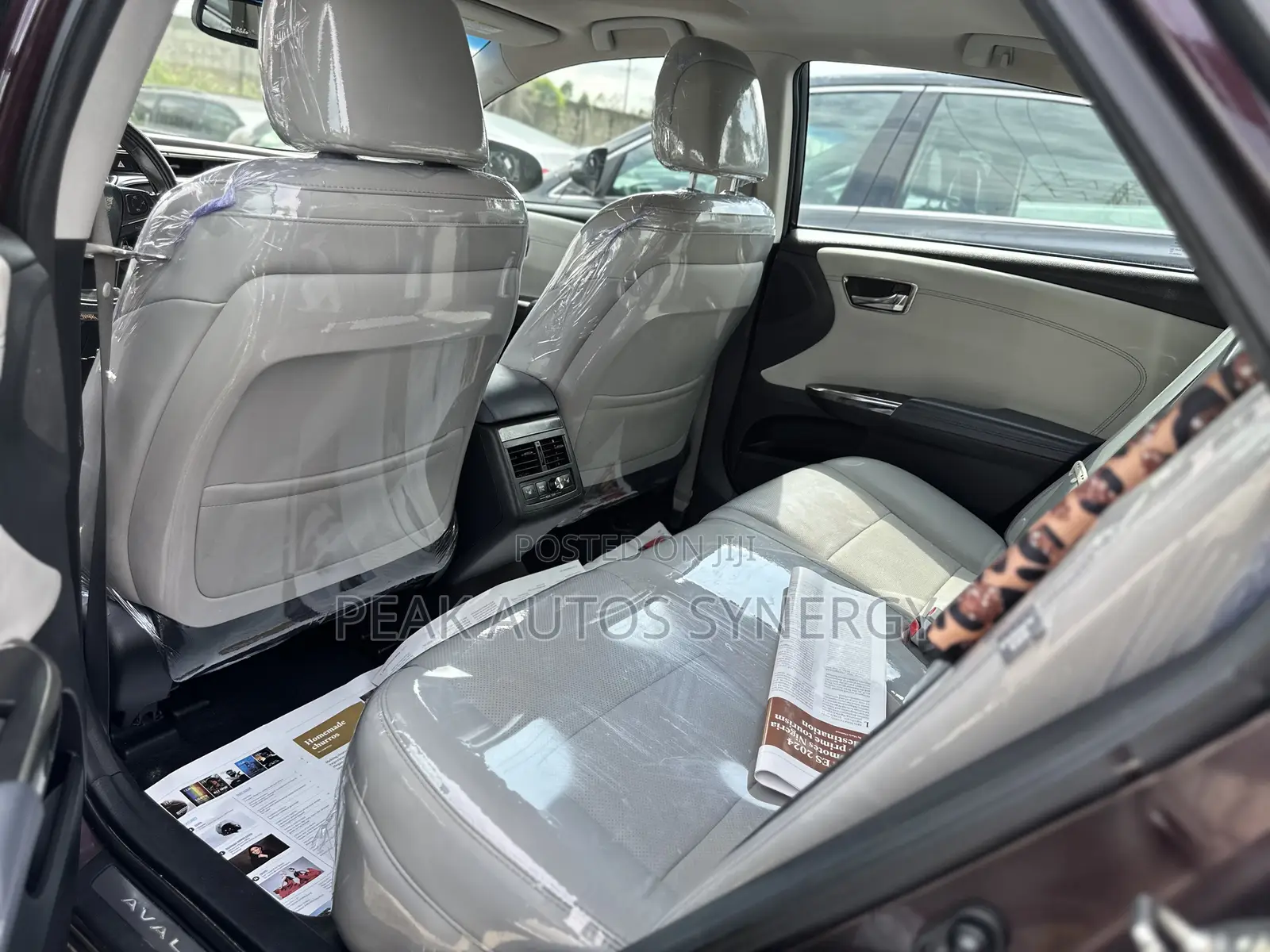 Toyota Avalon Limited Sedan FWD (3.5L 6cyl 6A) 2013 Maroon