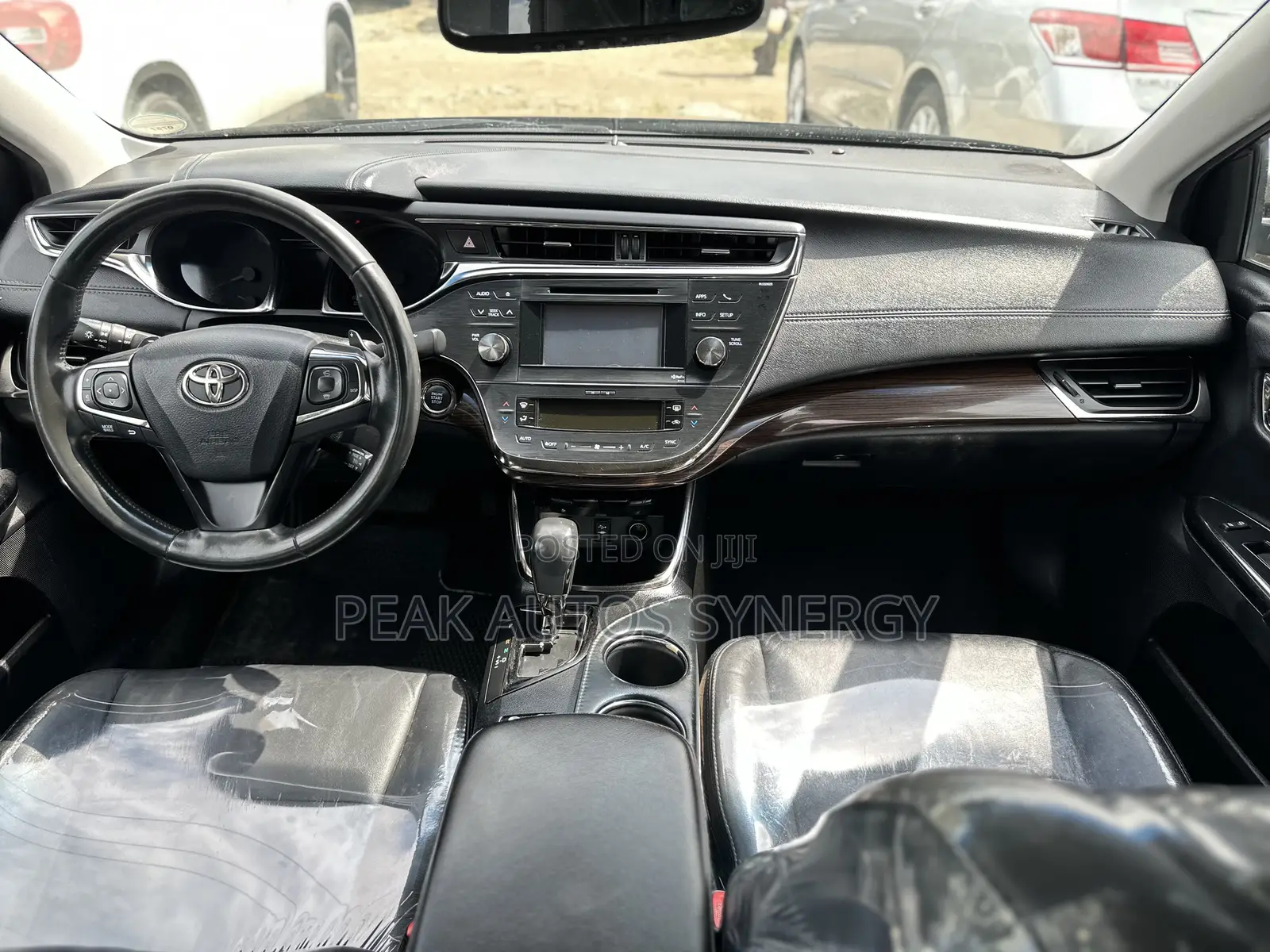 Toyota Avalon XLE Premium Sedan FWD (3.5L 6cyl 6A) 2013 Black