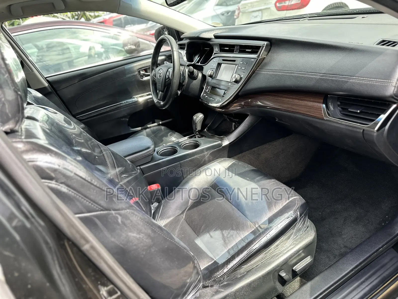 Toyota Avalon XLE Premium Sedan FWD (3.5L 6cyl 6A) 2013 Black