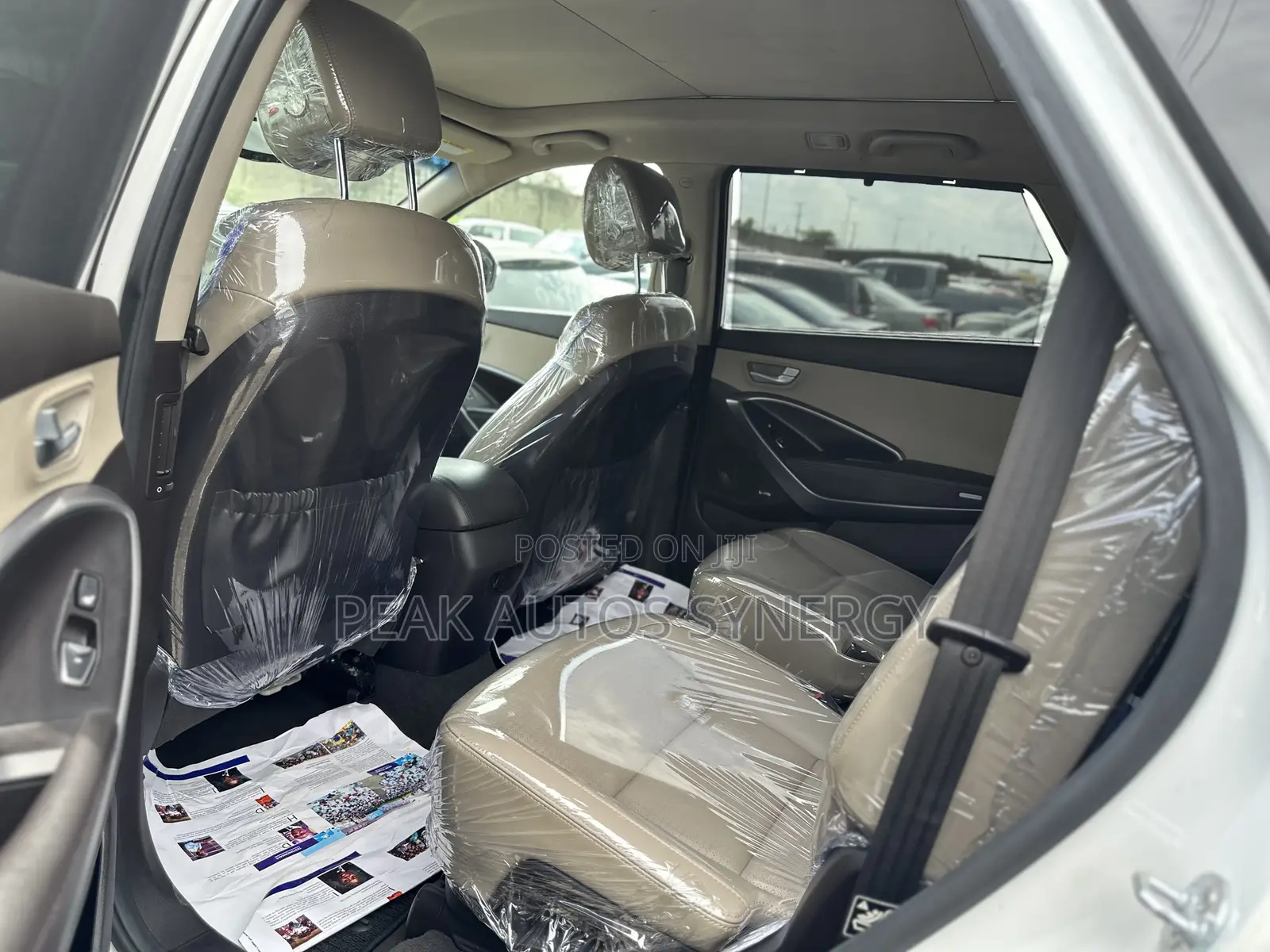 Hyundai Santa Fe Limited 4dr SUV AWD (3.3L 6cyl 6A) 2014 White
