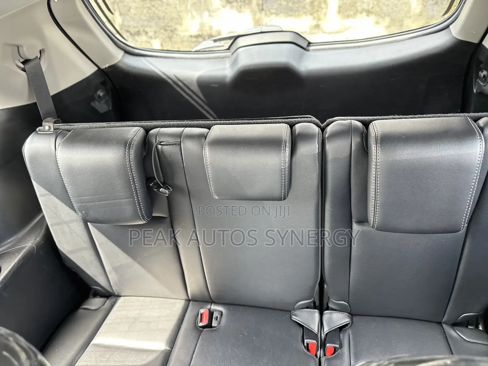 Toyota Highlander SE 4x4 V6 (3.5L 6cyl 8A) 2018 Gray